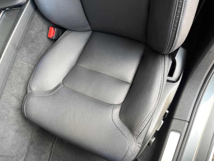 2019 Volvo V60 DBA-ZB420 (UW-69f022288931e)[21]