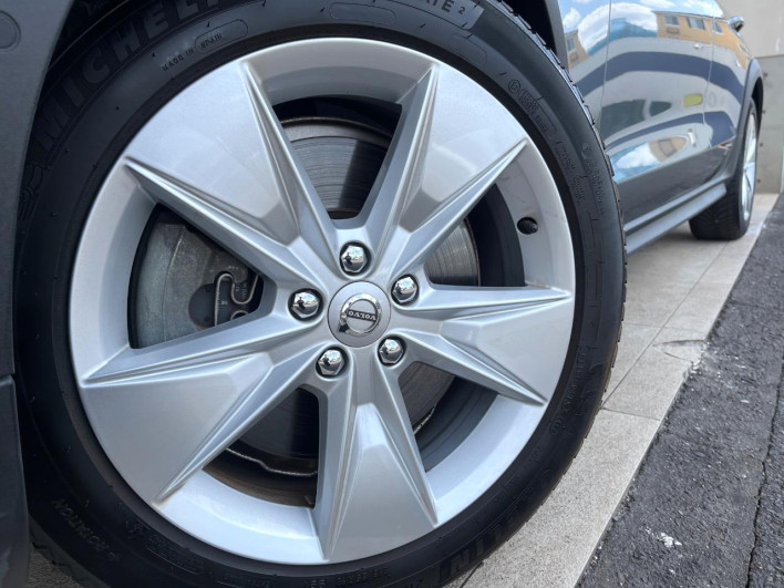 2019 Volvo V60 DBA-ZB420 (UW-69f022288931e)[5]
