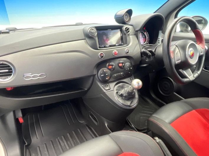 2016 Abartha Abarth 595 ABA-312141 (UW-69f0222a5ac3a)[29]