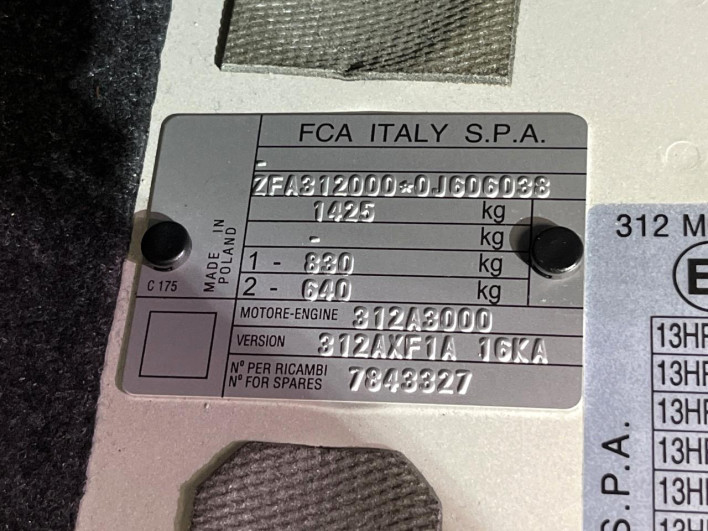 2016 Abartha Abarth 595 ABA-312141 (UW-69f0222a5ac3a)[1]