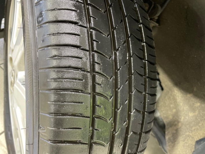 2007 Toyota Voxy DBA-ZRR75W (UW-69f0222b46cb9)[4]