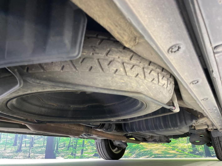 2007 Toyota Voxy DBA-ZRR75W (UW-69f0222b46cb9)[22]