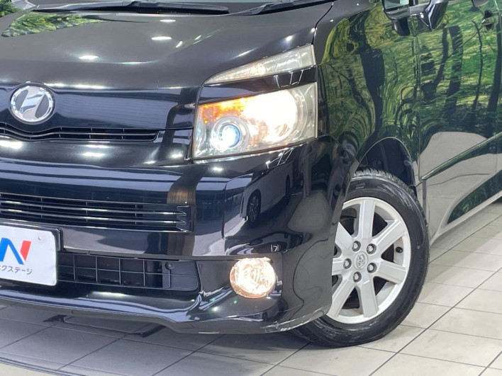 2007 Toyota Voxy DBA-ZRR75W (UW-69f0222b46cb9)[11]