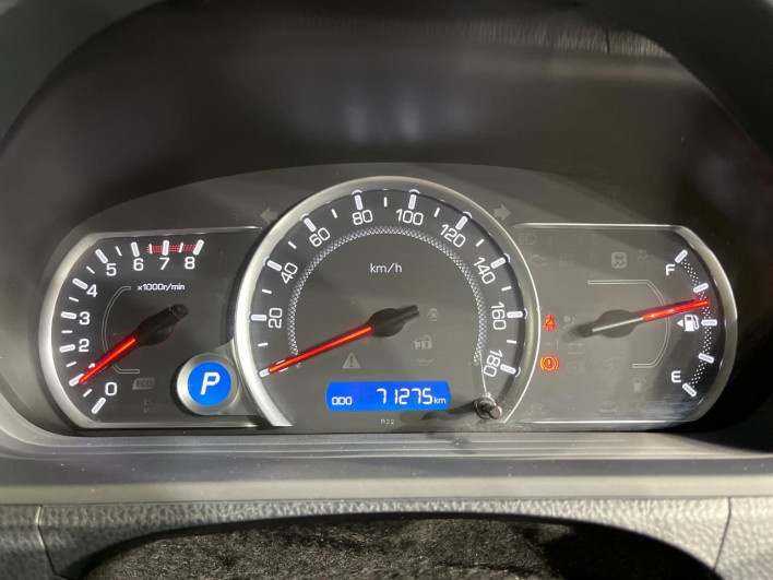 2015 Toyota Voxy DBA-ZRR80W (UW-69f0222b5865b)[14]