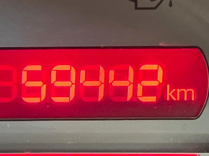 2016 Toyota Voxy DBA-ZRR80W (UW-69f0222c88d10)[2]