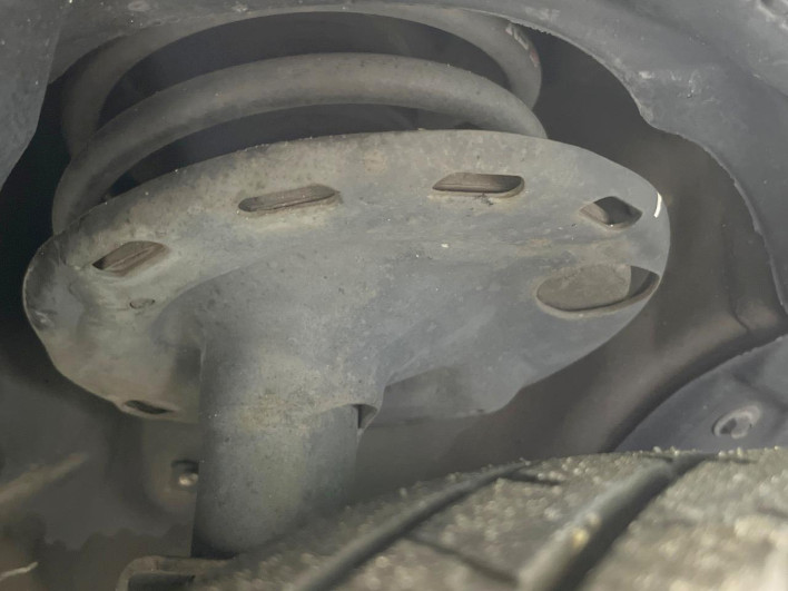 2016 Toyota Voxy DBA-ZRR80W (UW-69f0222c88d10)[20]