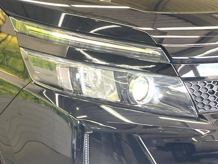 2016 Toyota Voxy DBA-ZRR80W (UW-69f0222c88d10)[16]