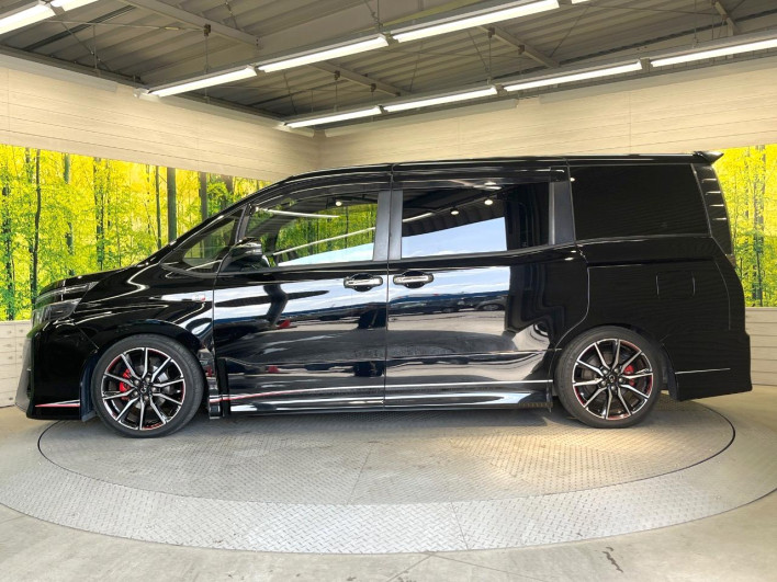 2016 Toyota Voxy DBA-ZRR80W (UW-69f0222c88d10)[9]