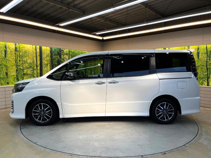 2017 Toyota Voxy DBA-ZRR80W (UW-69f0222cc0d83)[7]