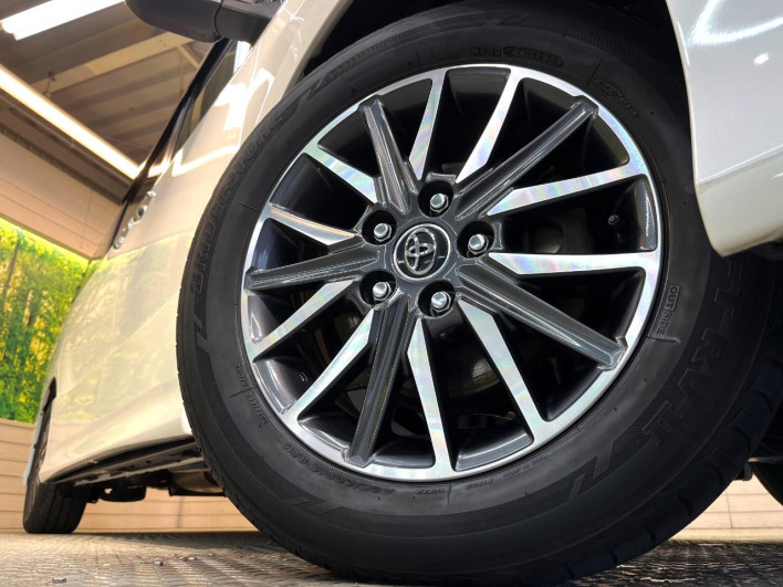 2017 Toyota Voxy DBA-ZRR80W (UW-69f0222cc0d83)[24]