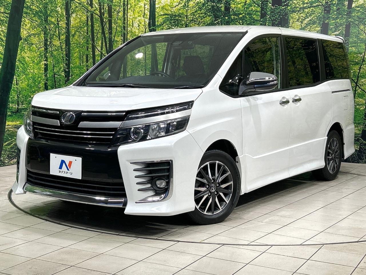 2017 Toyota Voxy DBA-ZRR80W