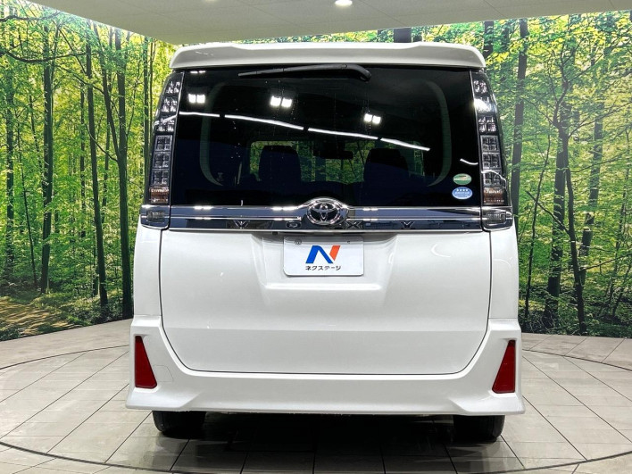 2017 Toyota Voxy DBA-ZRR80W (UW-69f0222d15ff3)[7]