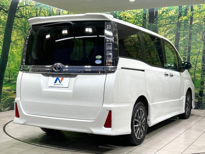 2017 Toyota Voxy DBA-ZRR80W (UW-69f0222d15ff3)[8]