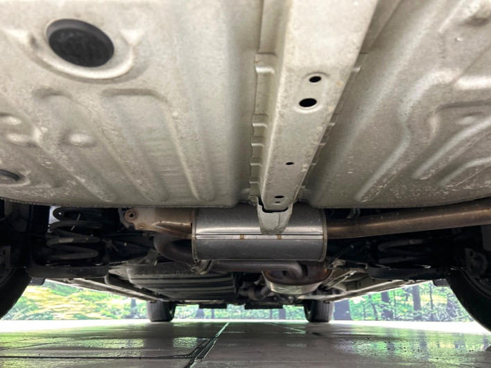 2017 Toyota Voxy DBA-ZRR80W (UW-69f0222d15ff3)[22]