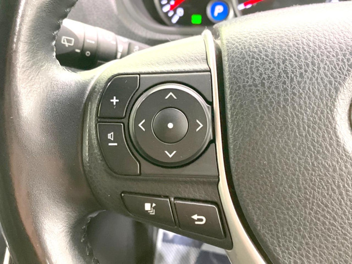 2017 Toyota Noah DBA-ZRR80W (UW-69f0222df055e)[29]