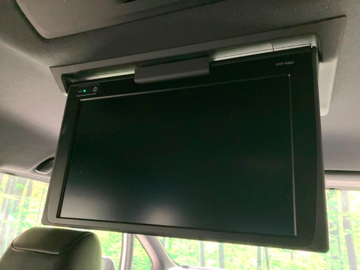 2017 Toyota Noah DBA-ZRR80W (UW-69f0222df055e)[15]