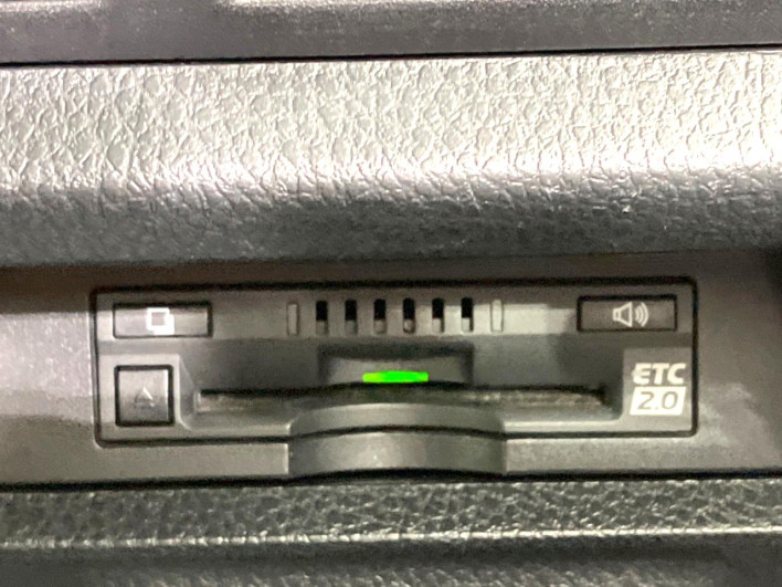 2017 Toyota Noah DBA-ZRR80W (UW-69f0222df055e)[27]