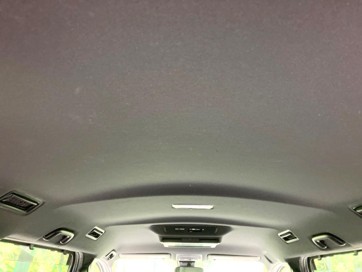 2017 Toyota Noah DBA-ZRR80W (UW-69f0222df055e)[12]