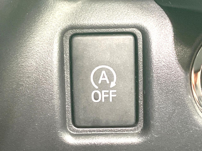 2017 Toyota Noah DBA-ZRR80W (UW-69f0222df055e)[22]