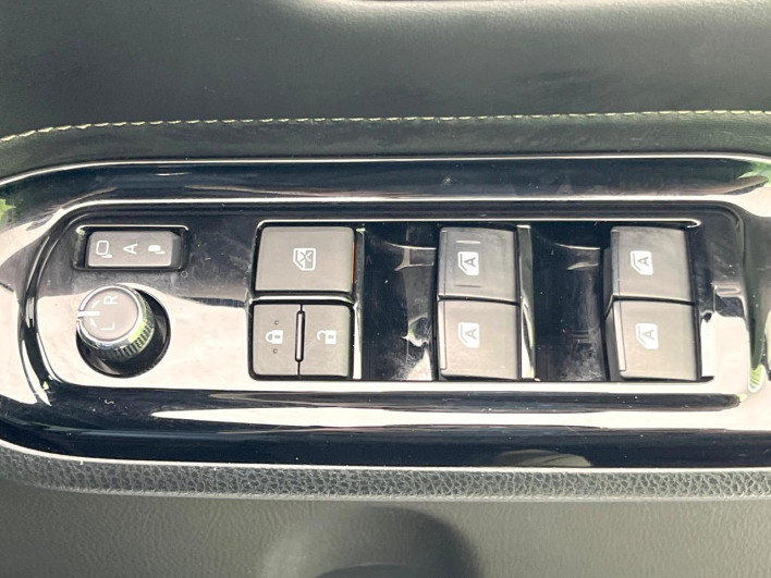 2017 Toyota Esquire DBA-ZRR80G (UW-69f0222e60d82)[14]