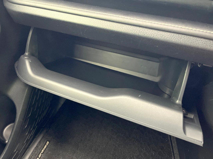 2017 Toyota Esquire DBA-ZRR80G (UW-69f0222e60d82)[29]