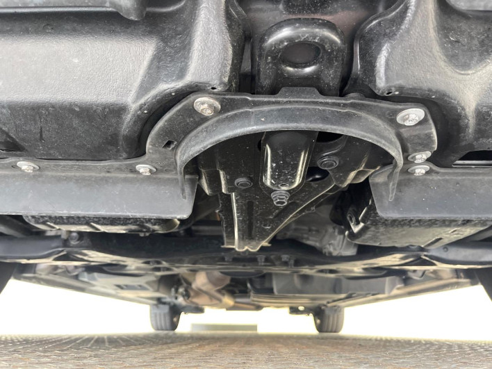 2017 Toyota Noah DBA-ZRR80W (UW-69f0222ee3fc7)[7]