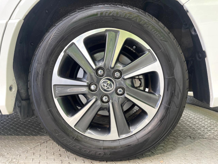 2017 Toyota Noah DBA-ZRR80W (UW-69f0222ee3fc7)[21]