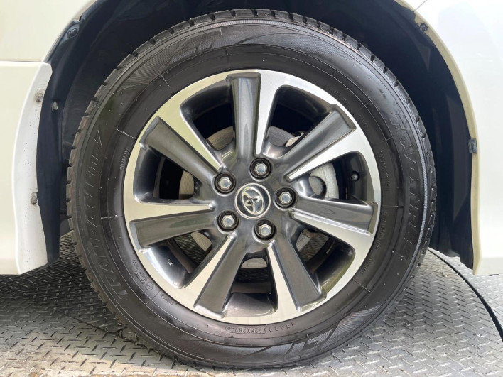 2017 Toyota Noah DBA-ZRR80W (UW-69f0222ee3fc7)[17]