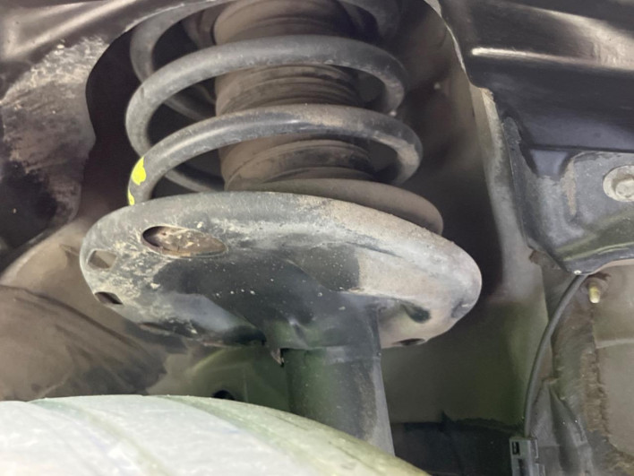 2018 Toyota Noah DBA-ZRR80W (UW-69f0222f24cf0)[25]