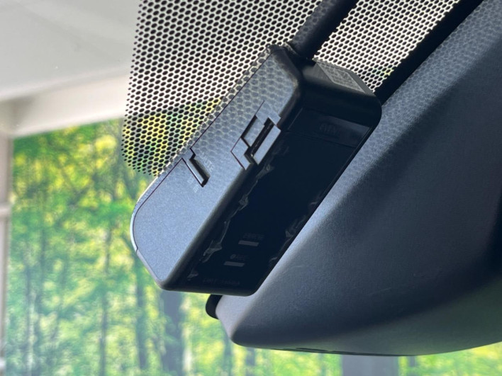 2018 Toyota Noah DBA-ZRR80W (UW-69f0222f24cf0)[22]