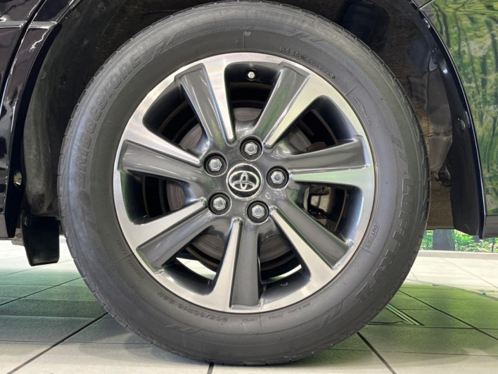 2018 Toyota Noah DBA-ZRR80W (UW-69f0222f24cf0)[28]