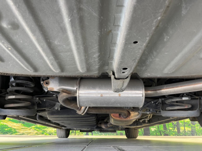 2018 Toyota Noah DBA-ZRR80W (UW-69f0222f24cf0)[9]