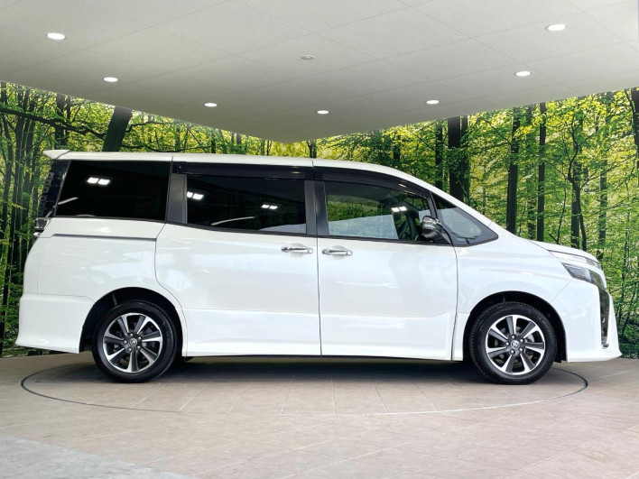 2019 Toyota Voxy DBA-ZRR80W (UW-69f0222fce670)[9]