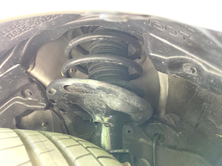 2019 Toyota Voxy DBA-ZRR80W (UW-69f0222fce670)[18]