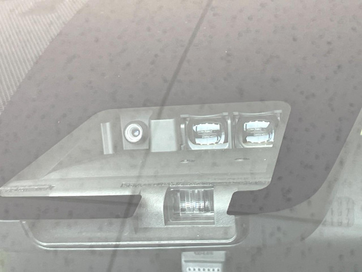 2019 Toyota Voxy DBA-ZRR80W (UW-69f0222fce670)[14]