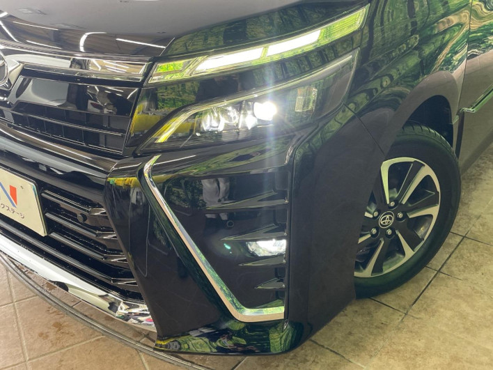 2020 Toyota Voxy 3BA-ZRR80W (UW-69f0223074ac3)[21]