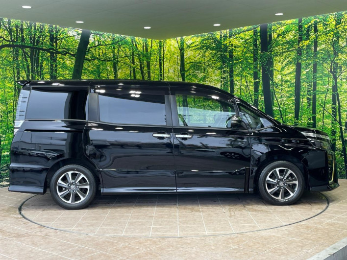 2020 Toyota Voxy 3BA-ZRR80W (UW-69f0223074ac3)[10]