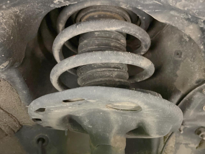 2019 Toyota Voxy DBA-ZRR85W (UW-69f022316e2bf)[16]