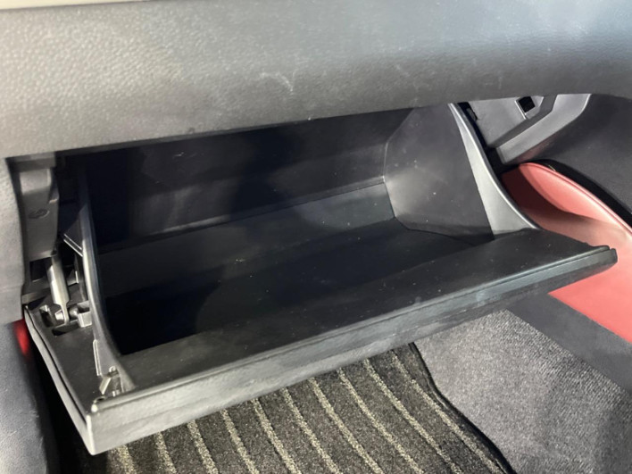 2014 Toyota Harrier DBA-ZSU60W (UW-69f02231d633f)[24]