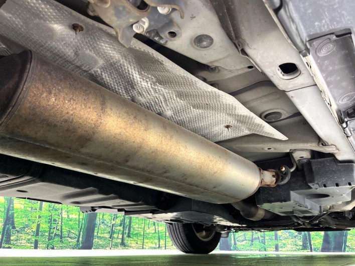 2015 Toyota Harrier DBA-ZSU60W (UW-69f0223271de6)[27]