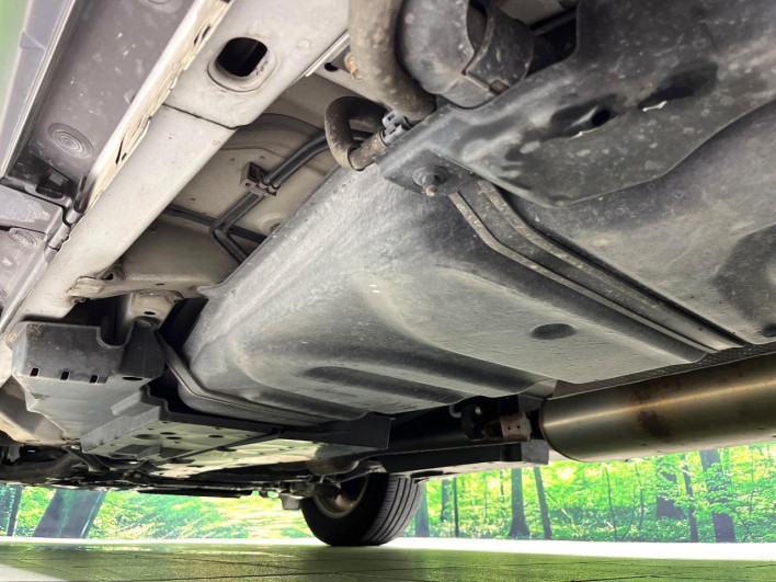 2015 Toyota Harrier DBA-ZSU60W (UW-69f0223271de6)[25]