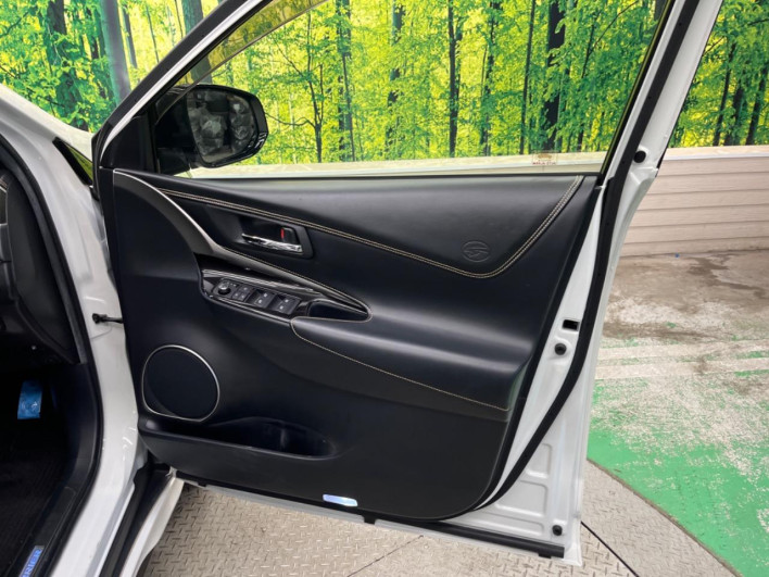 2017 Toyota Harrier DBA-ZSU60W (UW-69f022329d0b3)[17]