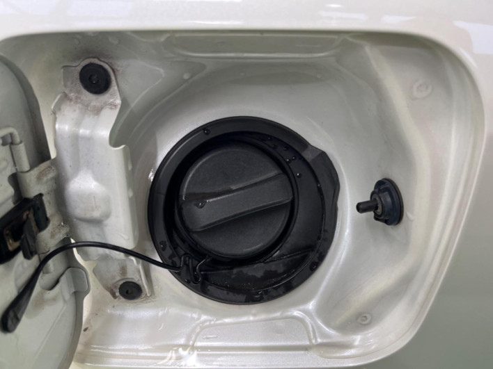 2017 Toyota Harrier DBA-ZSU60W (UW-69f022329d0b3)[18]