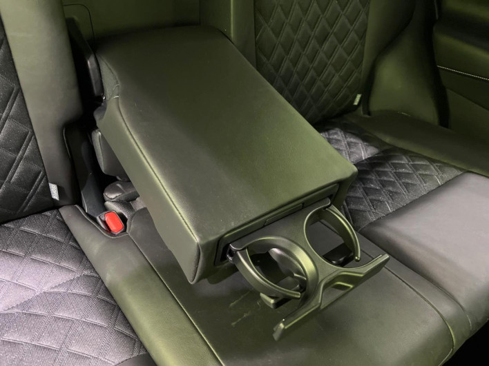 2018 Toyota Harrier DBA-ZSU60W (UW-69f022340b958)[23]