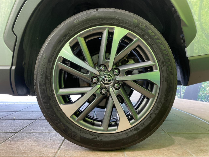 2024 Toyota Corolla Cross 6AA-ZVG13 (UW-69f02234859d0)[14]