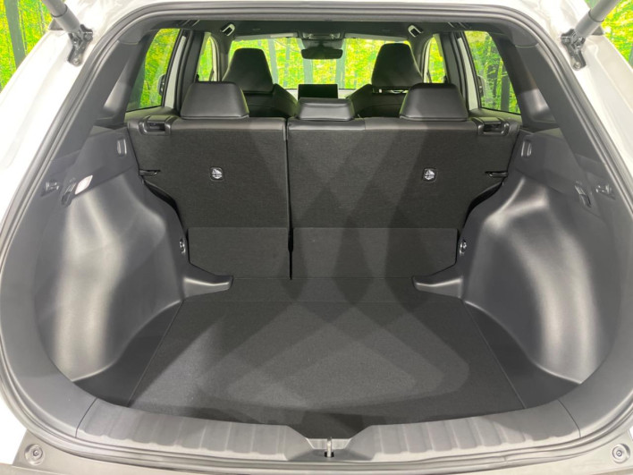 2024 Toyota Corolla Cross 6AA-ZVG13 (UW-69f02235ed6d4)[21]