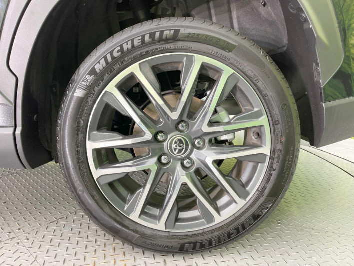 2025 Toyota Corolla Cross 6AA-ZVG13 (UW-69f022365e896)[12]