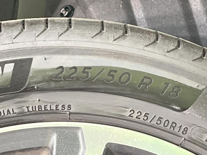 2025 Toyota Corolla Cross 6AA-ZVG13 (UW-69f022365e896)[13]