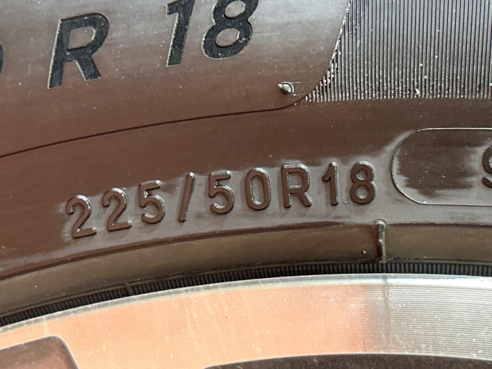 2025 Toyota Corolla Cross 6AA-ZVG13 (UW-69f022366b6be)[16]