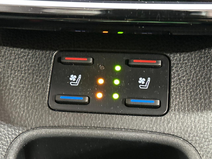 2025 Toyota Corolla Cross 6AA-ZVG13 (UW-69f022366b6be)[25]